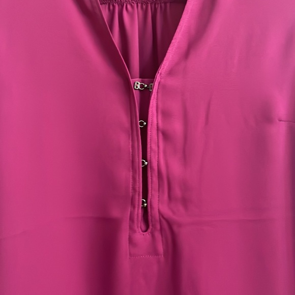 Maurice’s purple tank/blouse size M - Picture 2 of 4